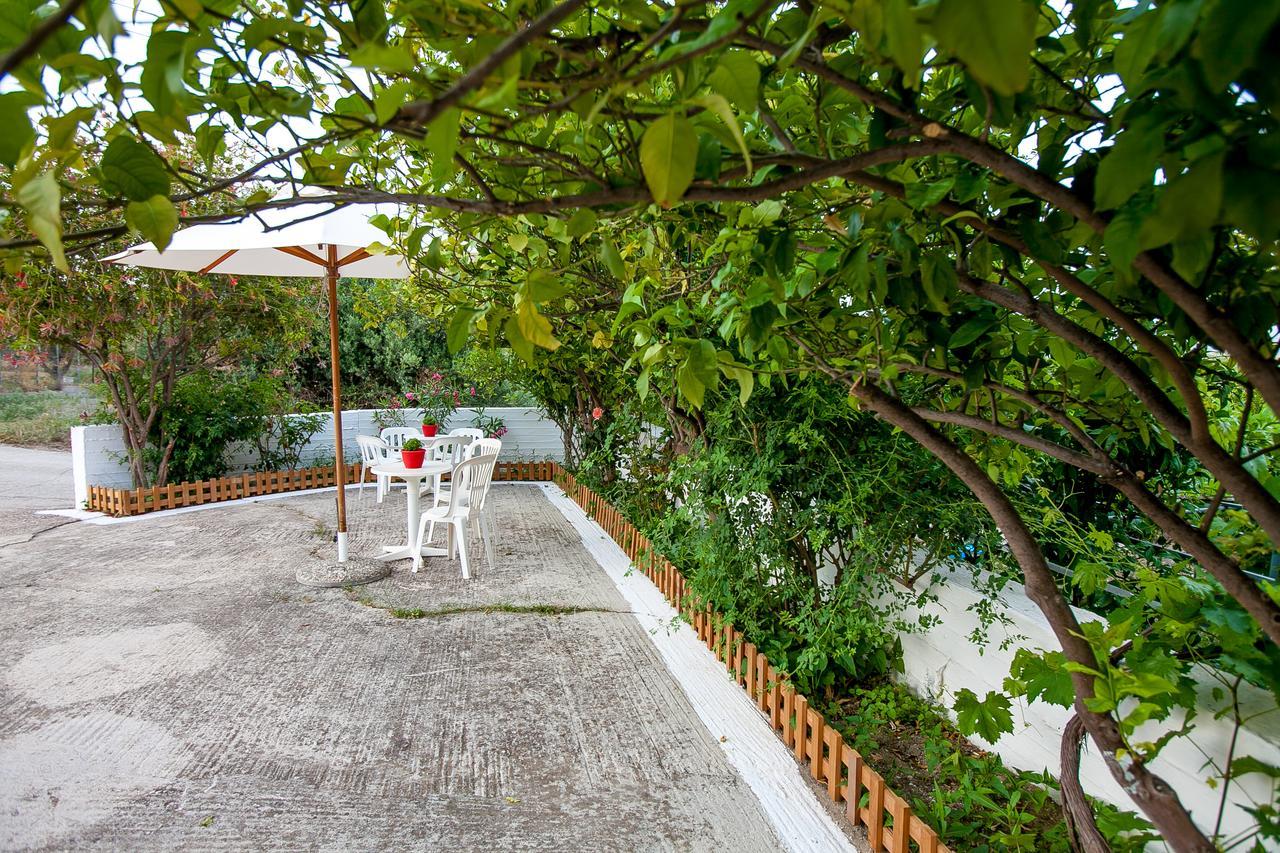 Orelia Pension Tolón Exterior foto