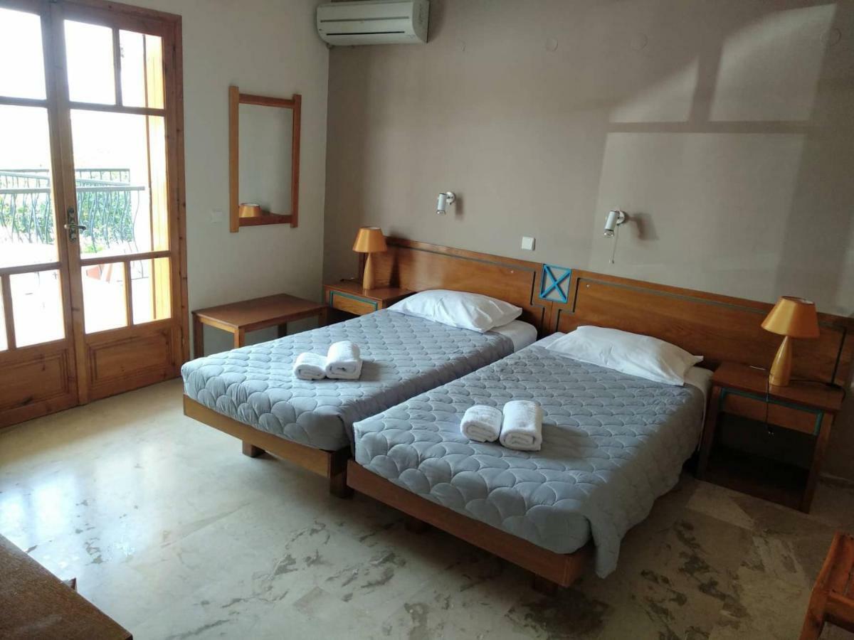 Orelia Pension Tolón Cameră foto